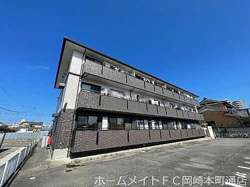 愛知県岡崎市宮地町字北浦 3階建 築28年5ヶ月