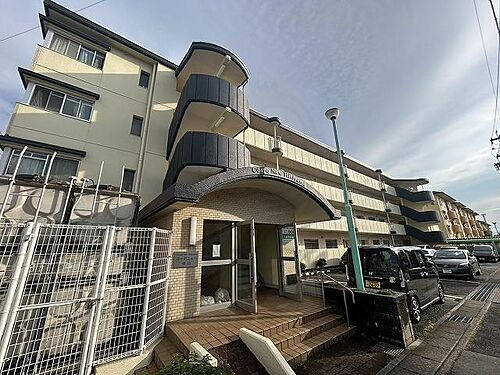 コーポニュー引山