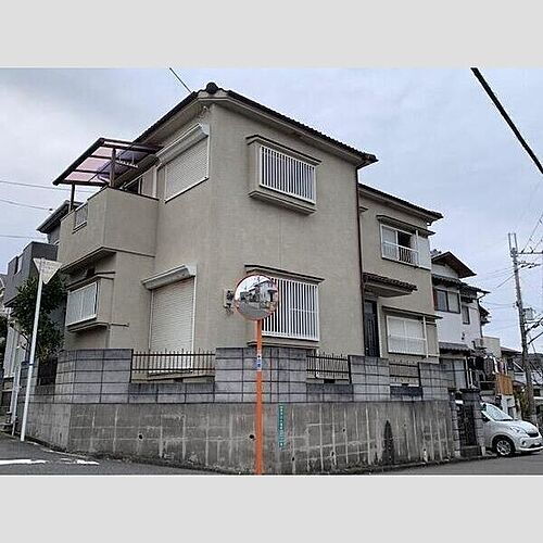 大阪府高槻市日吉台七番町 賃貸一戸建て