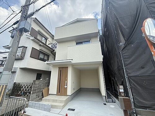 ファミリエ如是