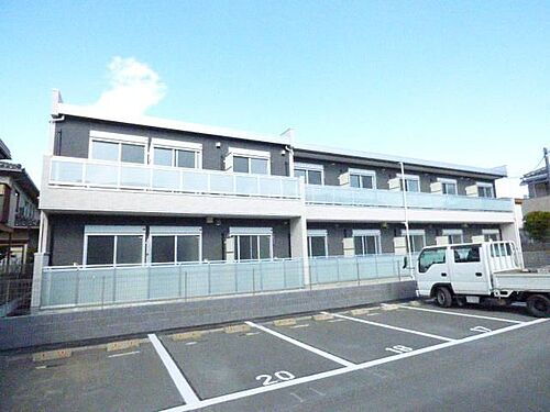 リブリ・ルームス弁天３