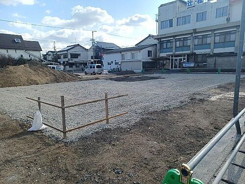 香川県丸亀市前塩屋町１丁目 2階建 築2年1ヶ月