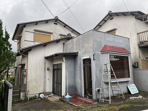 兵庫県洲本市下内膳 2階建