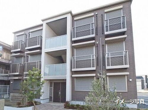 兵庫県加古川市加古川町粟津 築11年3ヶ月 3階建