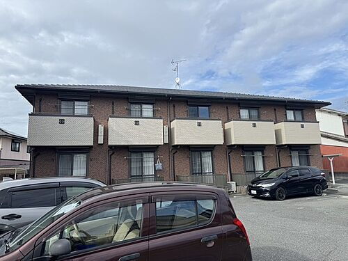 クレストコート