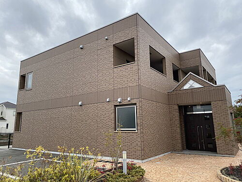 兵庫県三木市志染町広野８丁目 賃貸アパート