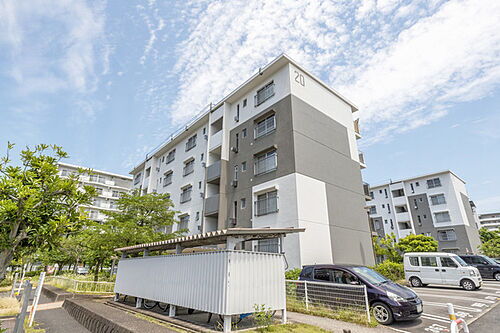 大阪府河内長野市南花台３丁目 賃貸マンション
