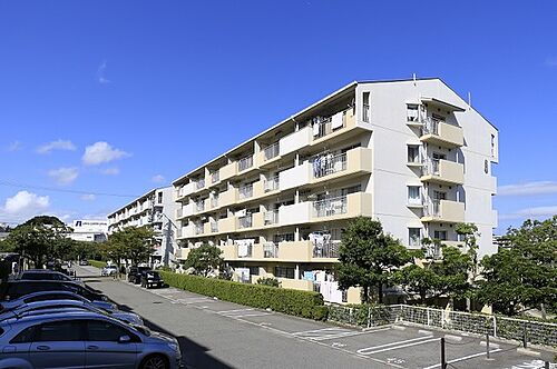 ＵＲ横尾 5階建