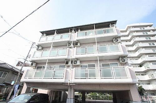 広島県福山市地吹町 4階建 築23年5ヶ月