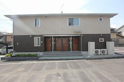 広島県福山市南本庄４丁目 2階建 築6年9ヶ月