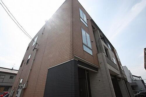 広島県福山市新涯町２丁目 3階建 築13年2ヶ月