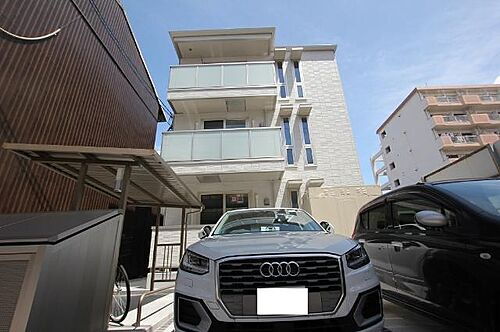 広島県福山市霞町１丁目 3階建