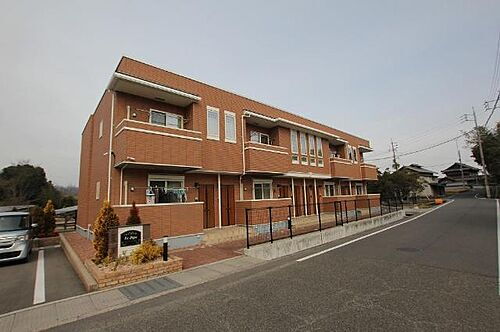 広島県福山市瀬戸町大字長和 2階建 築8年8ヶ月