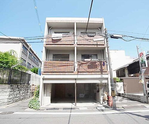 コーポ姉小路 3階建