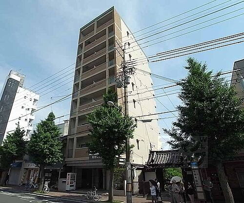 京都府京都市上京区南上善寺町 築18年7ヶ月 9階建