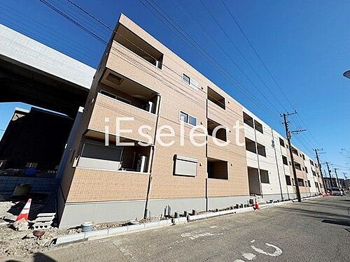 千葉県千葉市中央区末広４丁目 3階建 築1年未満