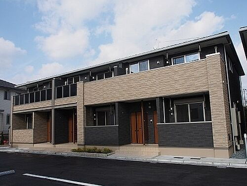 兵庫県姫路市仁豊野 地上2階地下1階建 築6年7ヶ月