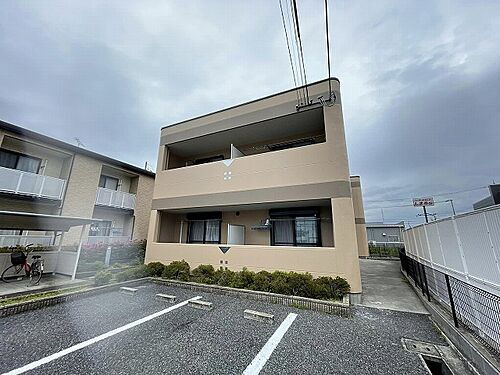 兵庫県姫路市東山 2階建 築24年5ヶ月