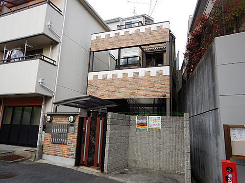 兵庫県神戸市東灘区魚崎西町４丁目 2階建