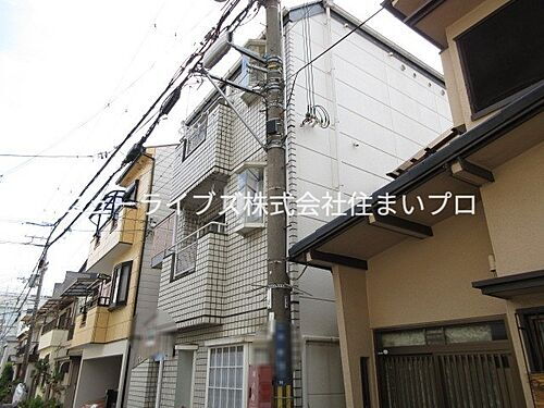 大阪府寝屋川市初町 築37年 3階建