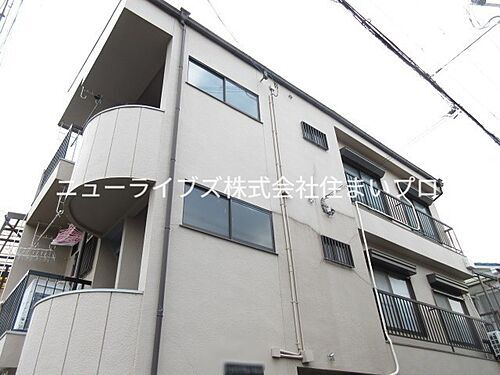 大阪府門真市城垣町 築42年3ヶ月 3階建