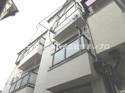 大阪府寝屋川市大利町 築32年8ヶ月 3階建