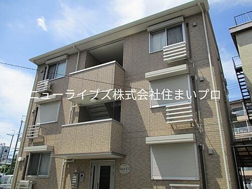 大阪府守口市大久保町２丁目 築18年4ヶ月 3階建