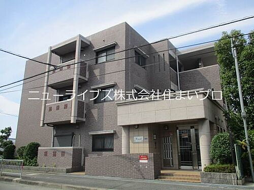 大阪府門真市岸和田４丁目 3階建