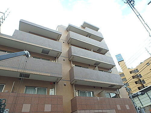 東京都板橋区南常盤台１丁目 7階建