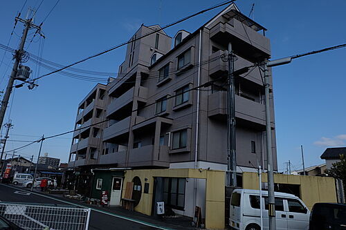 滋賀県守山市浮気町 5階建 築28年4ヶ月