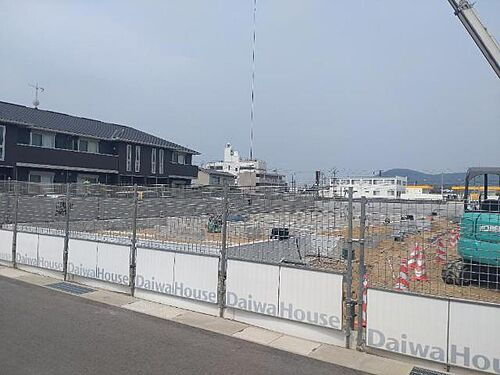 香川県高松市上天神町 2階建 