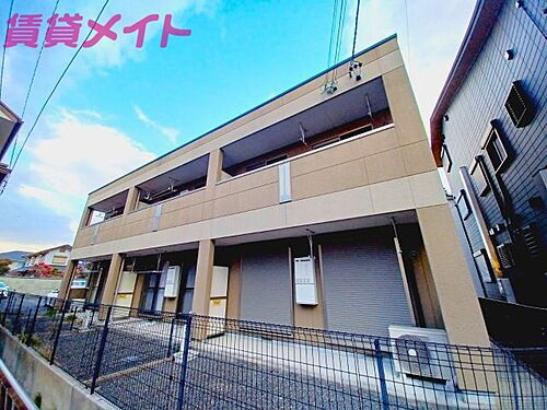 三重県四日市市西富田２丁目 賃貸アパート