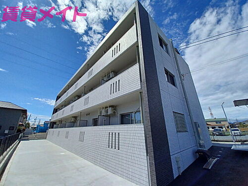 三重県桑名市大字和泉 賃貸マンション