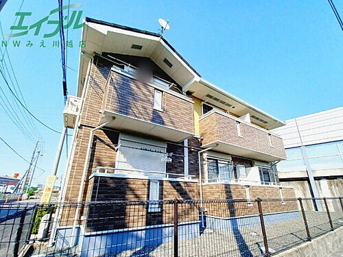 三重県三重郡川越町大字南福崎 賃貸アパート