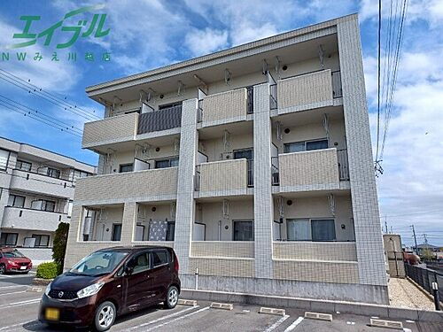 三重県三重郡川越町大字豊田 賃貸マンション