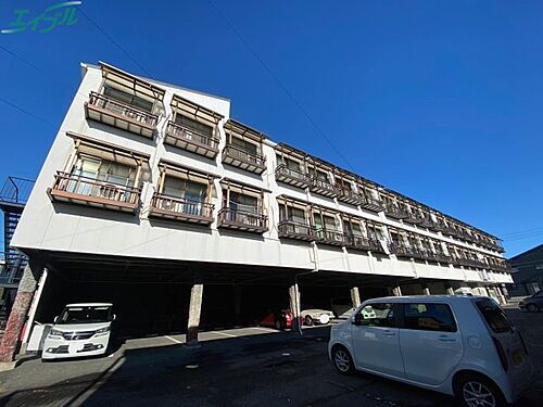 三重県四日市市赤堀１丁目 賃貸マンション