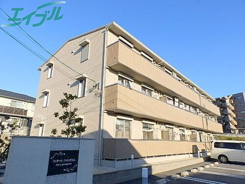 三重県四日市市大字西阿倉川 賃貸アパート