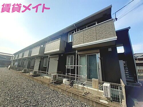 三重県四日市市新正１丁目 賃貸アパート