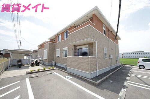 三重県鈴鹿市池田町 築10年10ヶ月 2階建