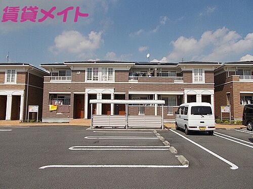 三重県鈴鹿市稲生塩屋３丁目 賃貸アパート