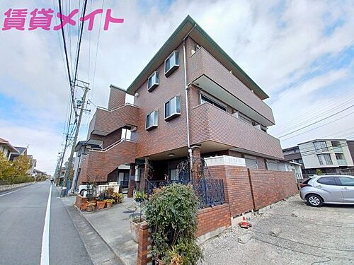三重県津市上浜町４丁目 賃貸マンション