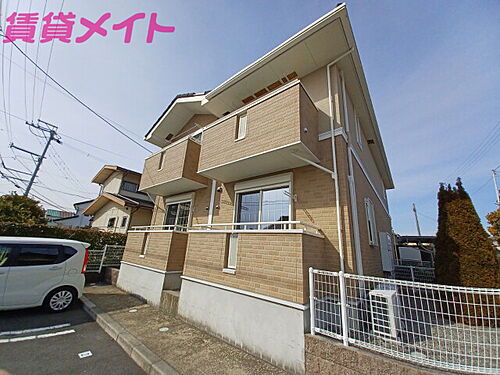 三重県鈴鹿市寺家３丁目 賃貸アパート