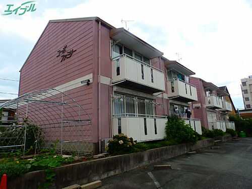 三重県津市高茶屋５丁目 賃貸アパート