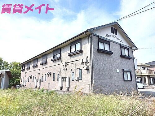 三重県津市一志町日置 2階建