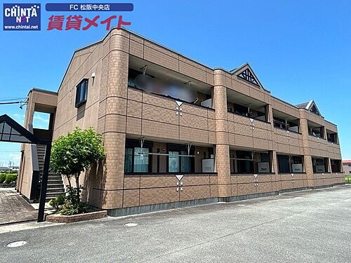 三重県松阪市曽原町 2階建 築18年8ヶ月
