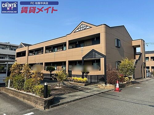 三重県松阪市曽原町 2階建 築20年8ヶ月