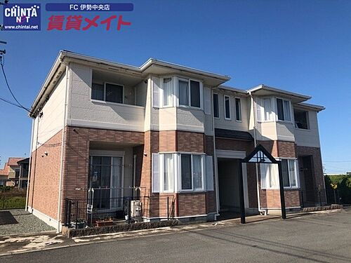 三重県伊勢市上地町 2階建 築15年8ヶ月
