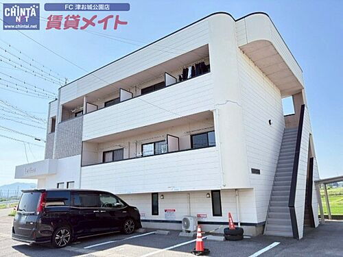 三重県津市栗真中山町 賃貸マンション