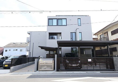 Ｌａ　ｍｅｒｖｅｉｌｌｅ　Ｕｒａｗａ