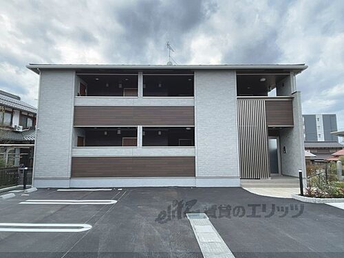 滋賀県彦根市古沢町 築1年9ヶ月 2階建